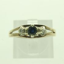9ct gold ring set with sapphire and diamonds, size R, 2.7g. UK P&P Group 0 (£6+VAT for the first lot