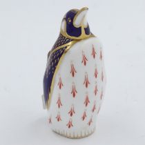 Royal Crown Derby penguin, no cracks or chips, H: 15 cm. UK P&P Group 1 (£16+VAT for the first lot