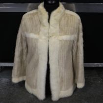 Modern white mink tailored jacket. UK P&P Group 2 (£20+VAT for the first lot and £4+VAT for