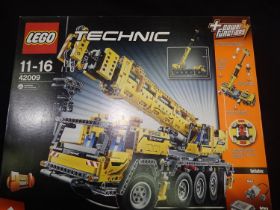 Lego Technic 42009 mobile crane, seals broken, bags still sealed. UK P&P Group 2 (£20+VAT for the