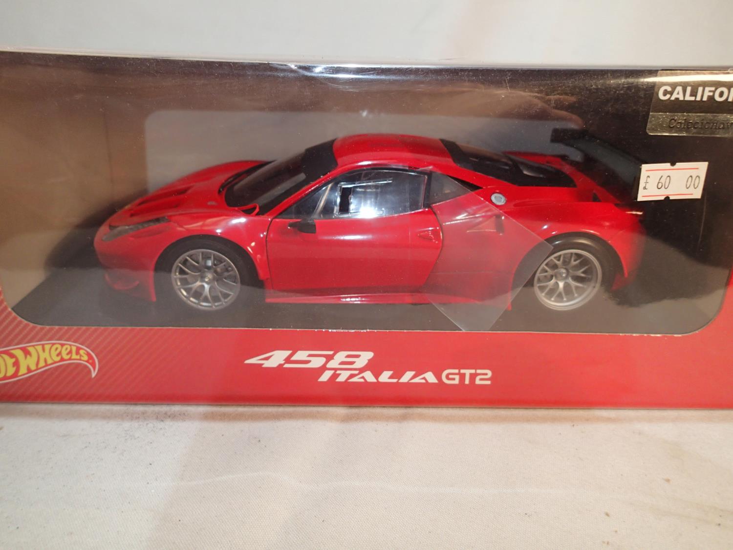 Hot Wheels 1/18 scale Ferrari 458 Italia GT2, factory sealed. UK P&P Group 1 (£16+VAT for the