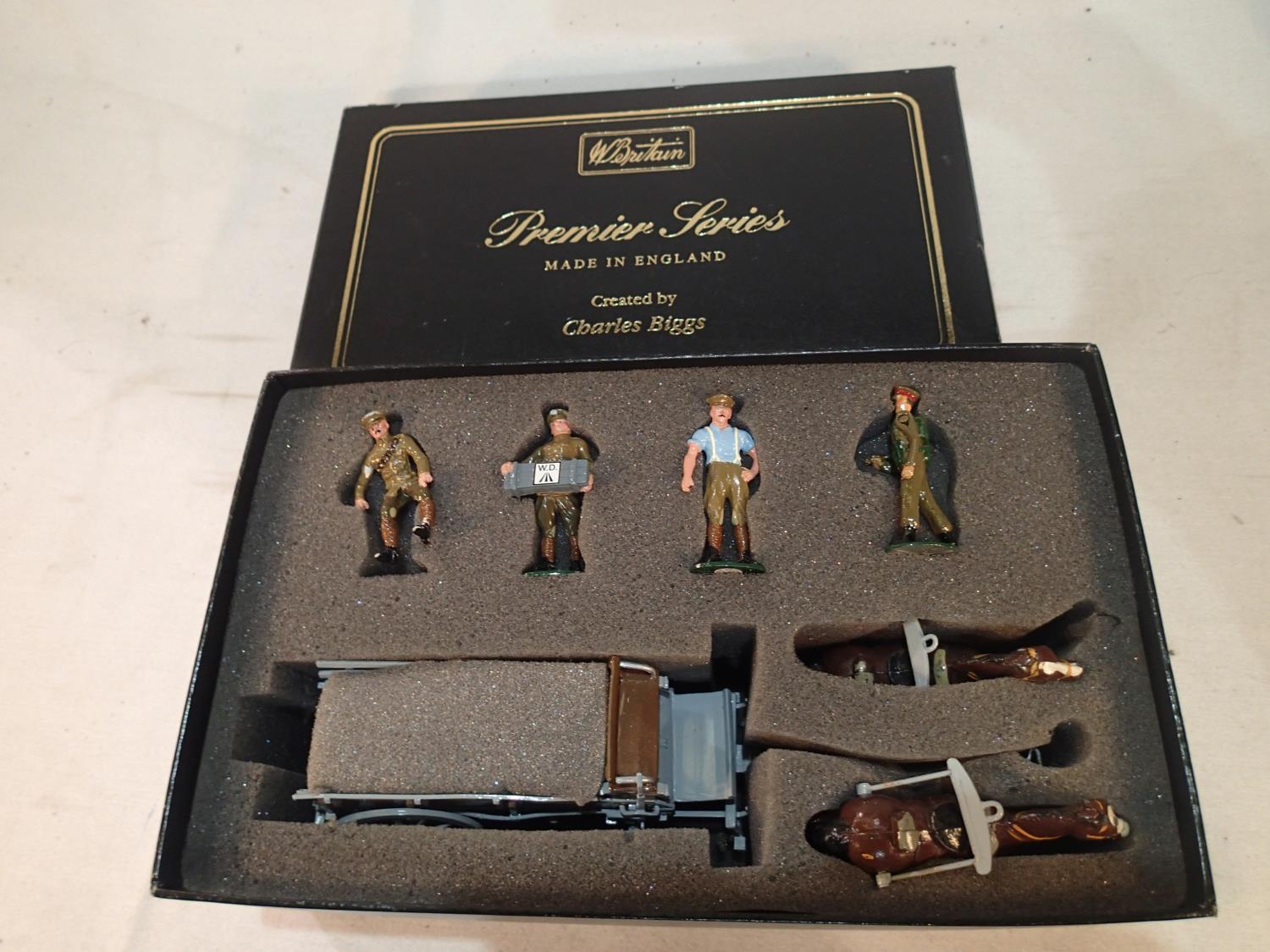 Britains 8920 Charles Biggs collection horse drawn G.S wagon with four man crew. UK P&P Group 1 (£