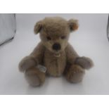 Steiff Classic teddy bear, 039683, 33cm H. UK P&P Group 2 (£20+VAT for the first lot and £4+VAT