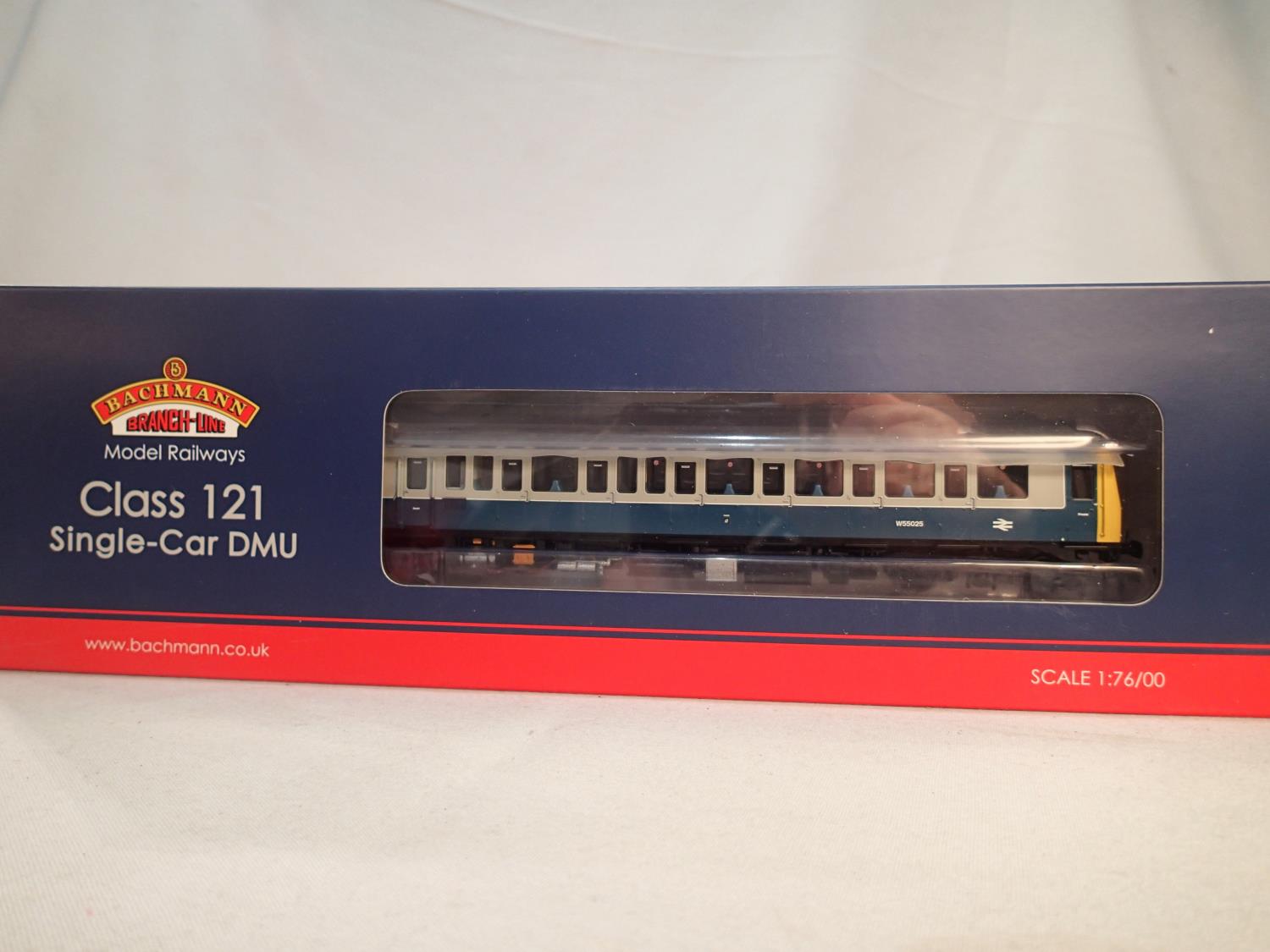 Bachmann 35-526, class 121, single car D.M.U, blue/grey, near mint condition, storage wear to box.