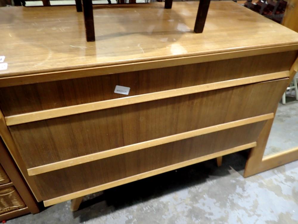 Mid century Avalon Yatton set of three drawers drawers, H: 71 cm. Not available for in-house P&P