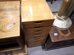 Set of eight A4 oak drawers, H: 60 cm, L: 27 cm. Not available for in-house P&P