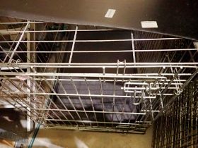 Croft dog cage with plastic tray, 90 x 60 x 70 cm H. Not available for in-house P&P