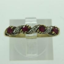 9ct gold ring set with rubies and diamonds, size T, 2.0g. UK P&P Group 0 (£6+VAT for the first lot