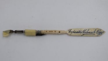 Bone fountain pen for the 1931 Paris Colonial exposition. UK P&P Group 1 (£16+VAT for the first