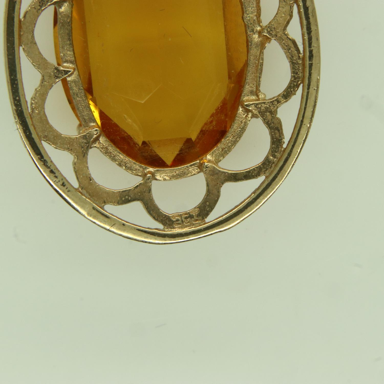 **** WITHDRAWN ****9ct gold teardrop pendant set with a large citrine, H: 30 mm, 3.1g. UK P&P - Image 3 of 3