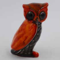 Anita Harris small owl, signed in gold, no cracks or chips, H: 11 cm. UK P&P Group 1 (£16+VAT for