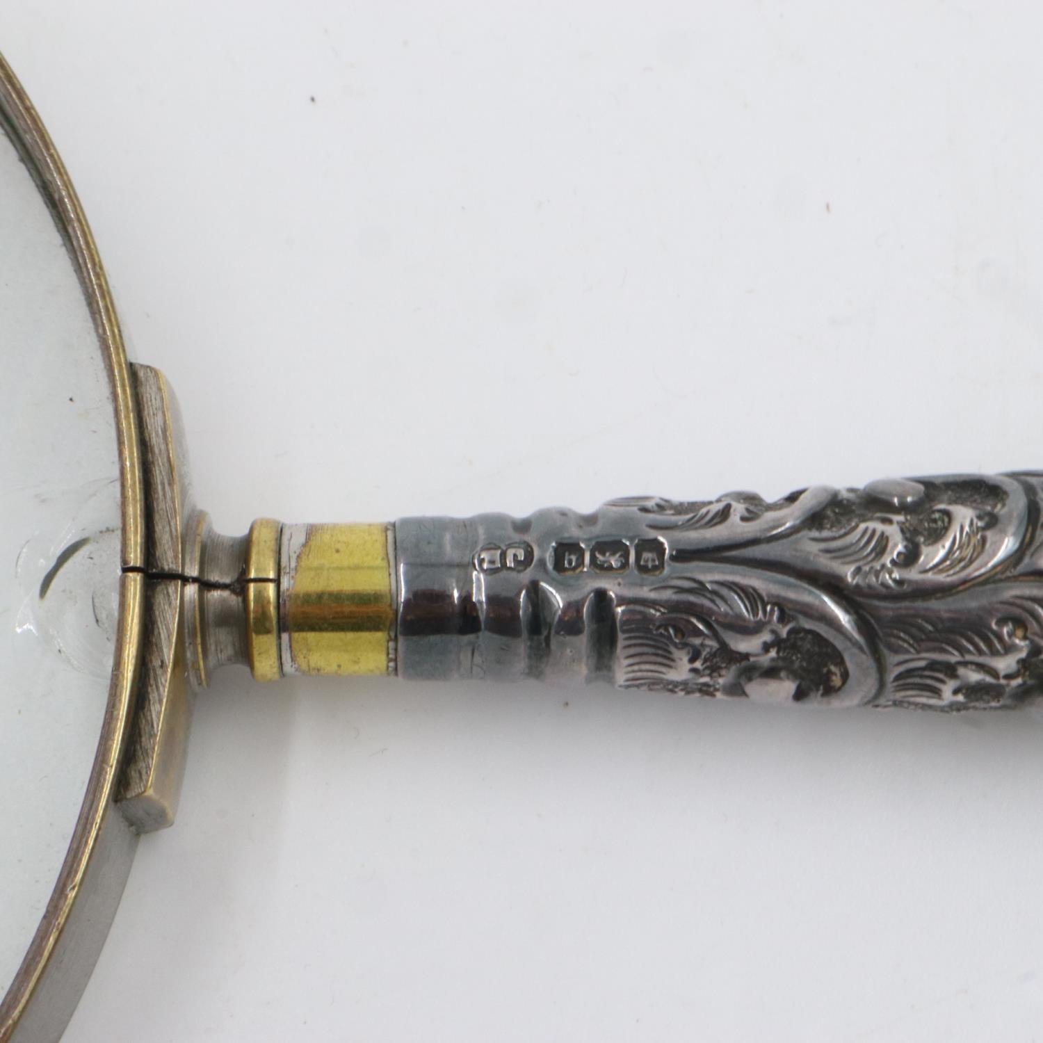 Vintage silver handled magnifying glass, D: 10 cm. UK P&P Group 2 (£20+VAT for the first lot and £ - Image 4 of 4