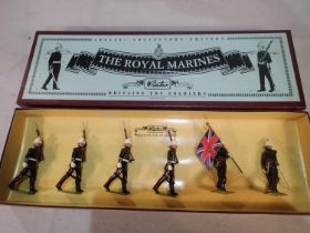 Britains 8855 Royal Marines six figure set. UK P&P Group 1 (£16+VAT for the first lot and £2+VAT for