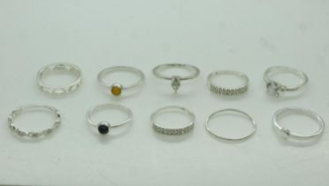 Ten 925 silver rings, combined 15g. UK P&P Group 1 (£16+VAT for the first lot and £2+VAT for