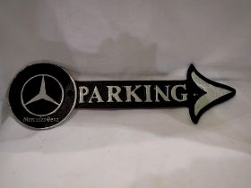 Cast iron Mercedes Parking arrow, L: 40 cm. UK P&P Group 2 (£20+VAT for the first lot and £4+VAT for