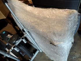 PSU10U2 XL garden chair, as new. Not available for in-house P&P