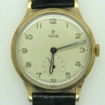 TUDOR: 9ct gold cased gents manual wind wristwatch with subsidiary seconds dial, working at lotting,