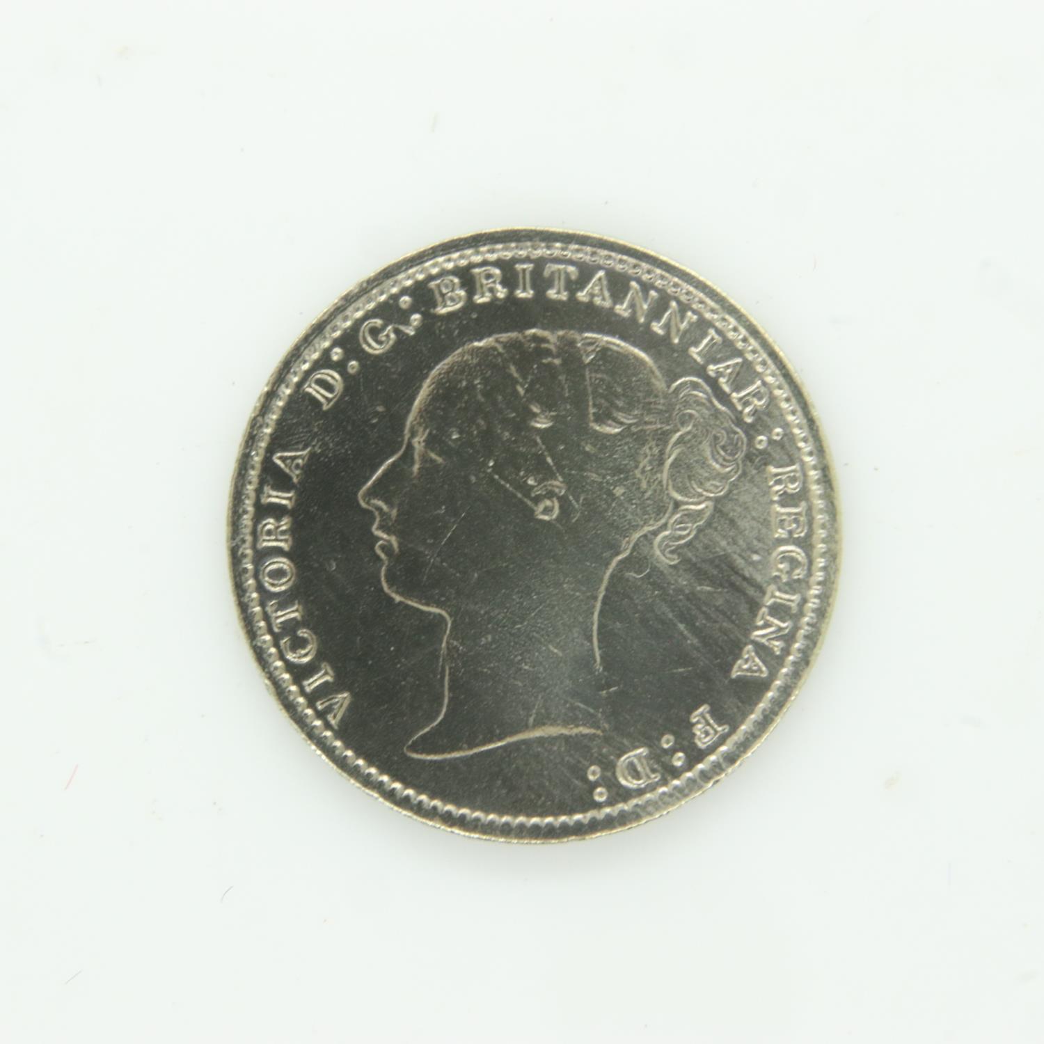 1885 silver threepence of Queen Victoria - aVF grade. UK P&P Group 0 (£6+VAT for the first lot - Image 2 of 2