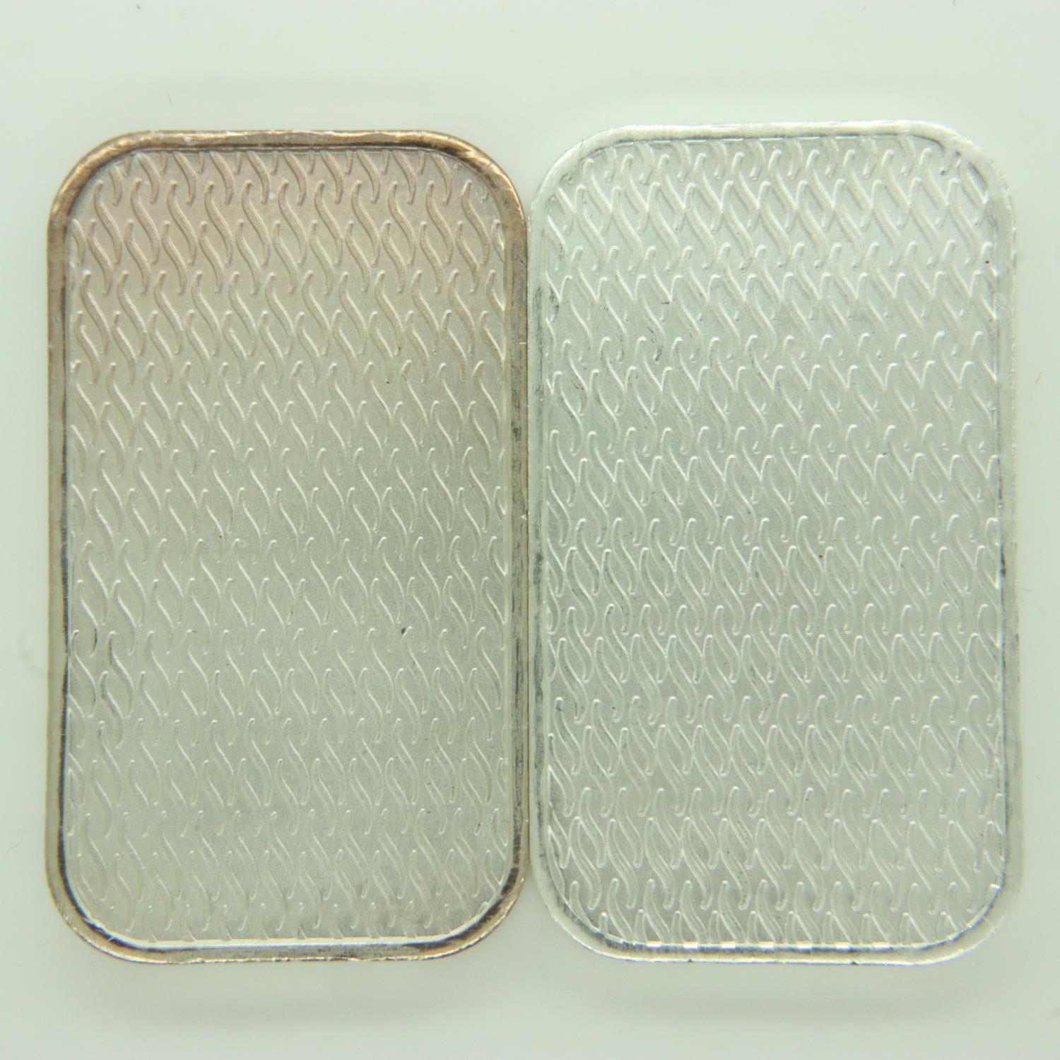 Two Scottsdale Silver one ounce silver bullion ingots. P&P Group 0 (£6+VAT for the first lot and £ - Image 2 of 2