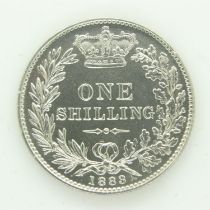 1883 silver shilling of Queen Victoria - EF grade. UK P&P Group 0 (£6+VAT for the first lot and £1+
