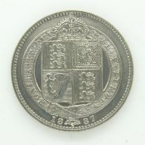 1887 silver shilling of Queen Victoria - nEF grade. UK P&P Group 0 (£6+VAT for the first lot and £