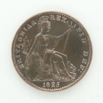 1825 farthing of George IV - aEF grade, scratches. UK P&P Group 0 (£6+VAT for the first lot and £1+