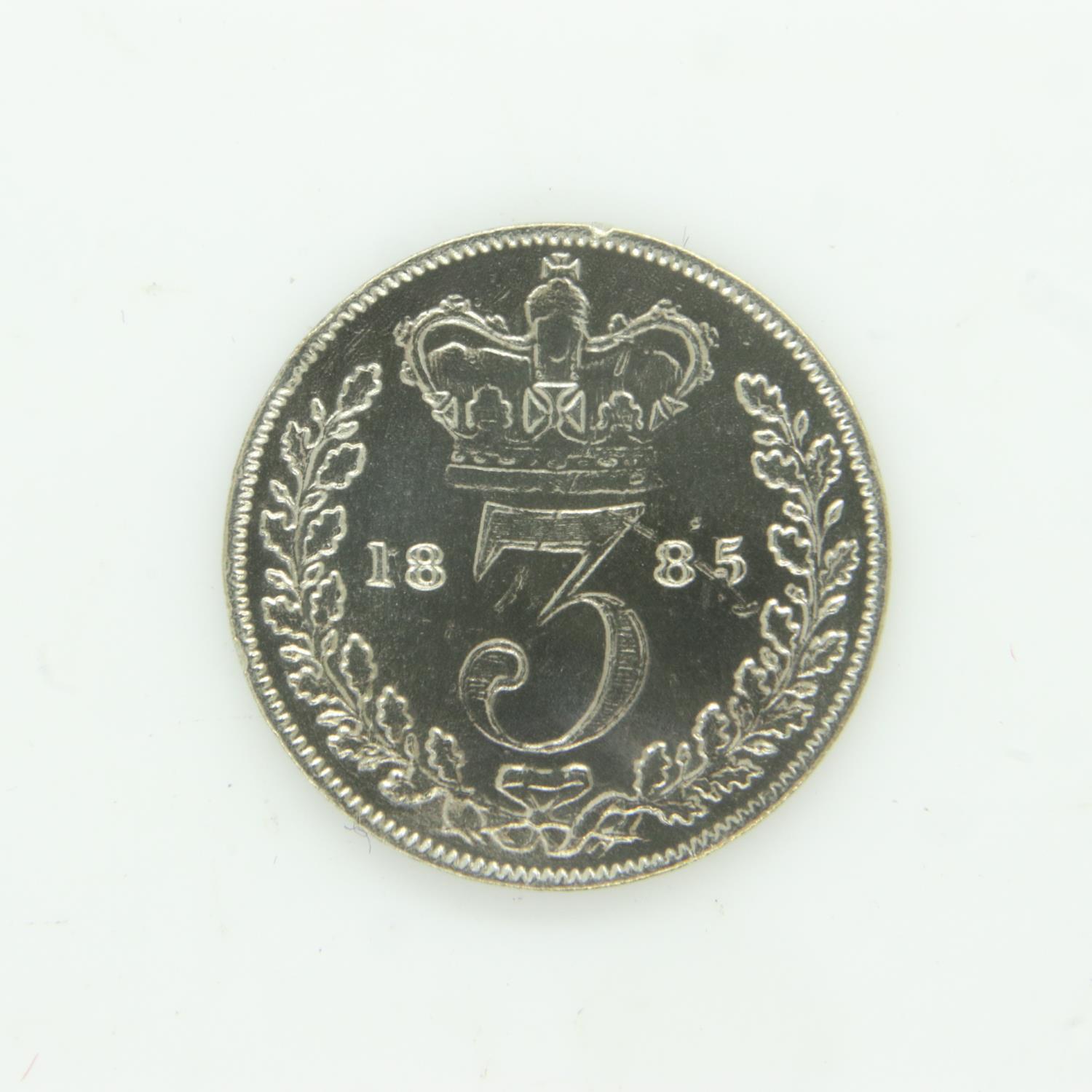 1885 silver threepence of Queen Victoria - aVF grade. UK P&P Group 0 (£6+VAT for the first lot