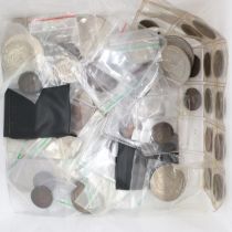 World coins, with many crowns. UK P&P Group 1 (£16+VAT for the first lot and £2+VAT for subsequent