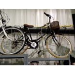 Black Compass ladies single speed bike, with front basket. Not available for in-house P&P