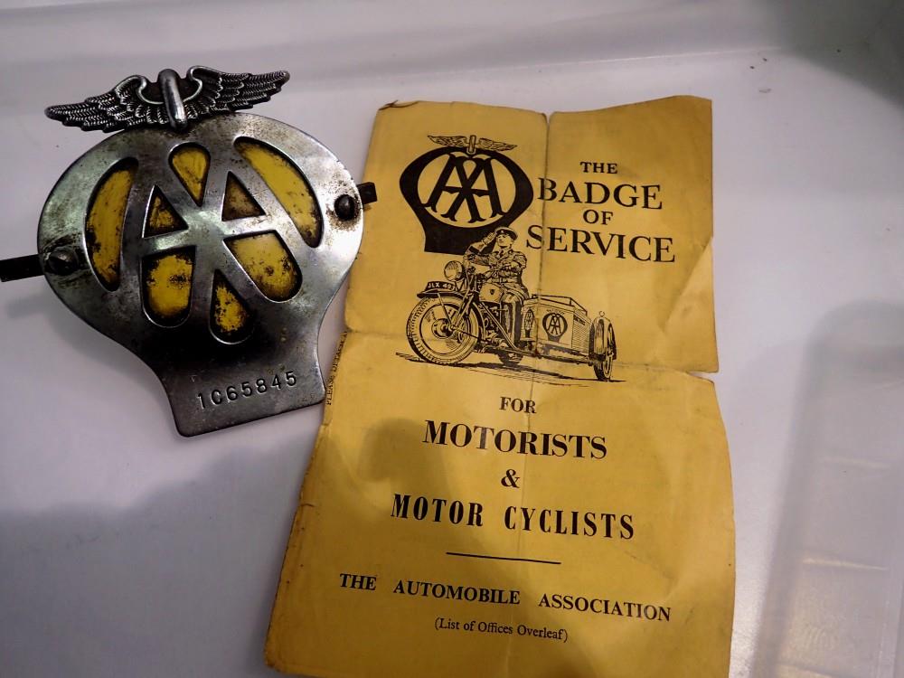 Vintage AA badge, no 1C65845. UK P&P Group 1 (£16+VAT for the first lot and £2+VAT for subsequent