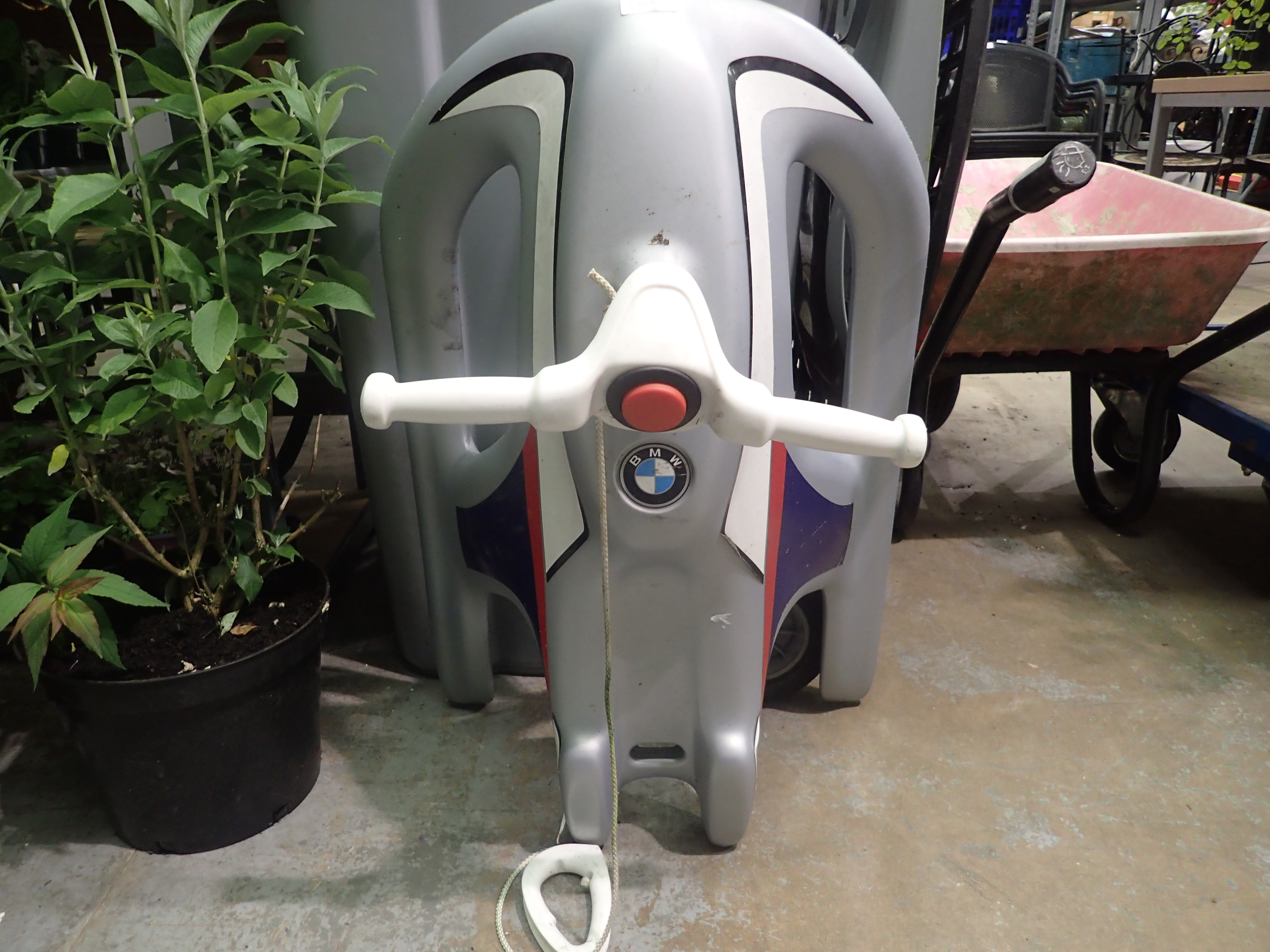BMW children's sled with squeaker horn. Not available for in-house P&P