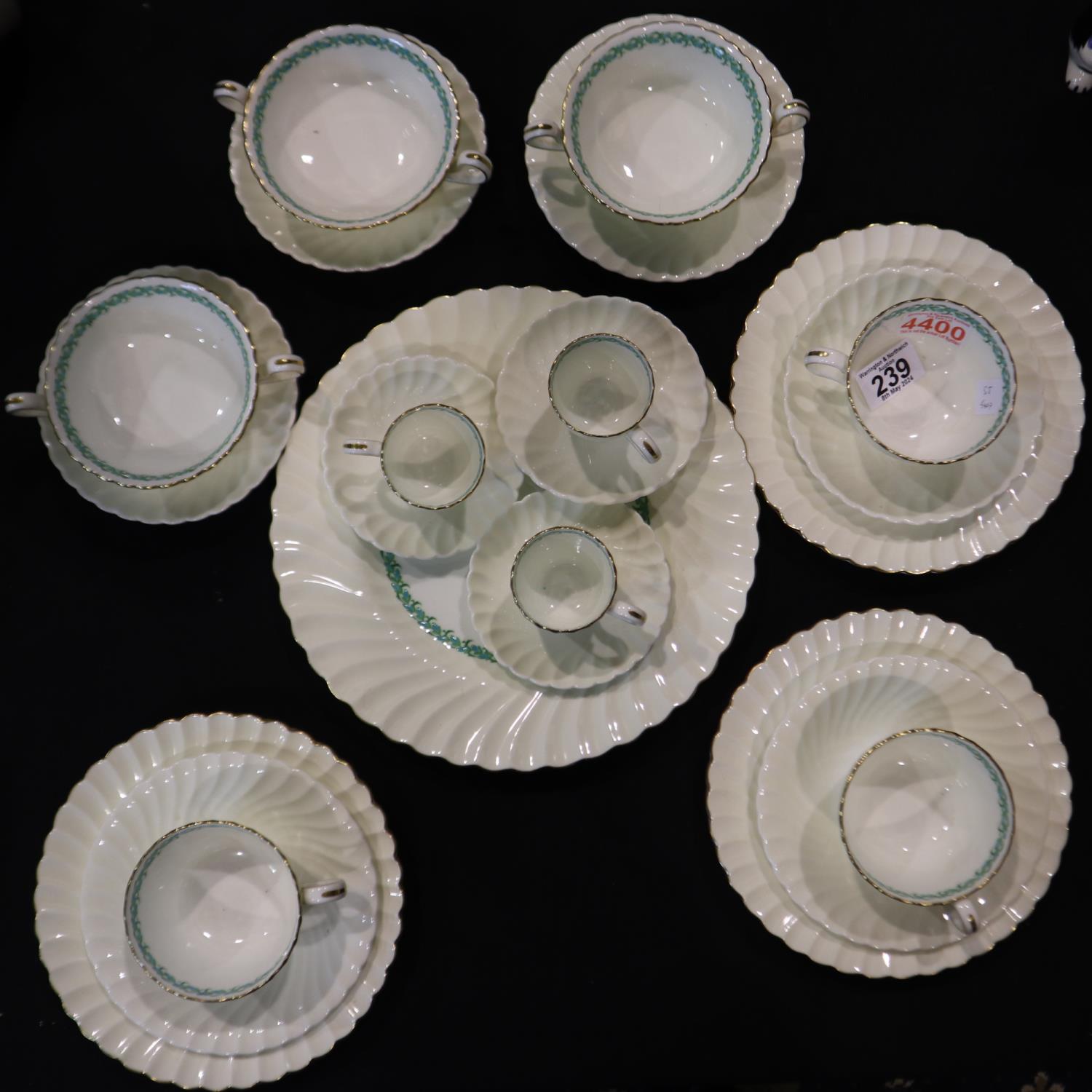 Minton tea service in the Lady Rodney pattern, no cracks or chips. Not available for in-house P&P