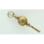 Antique unmarked gold watch key, 1.5g. UK P&P Group 0 (£6+VAT for the first lot and £1+VAT for