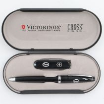 Boxed Cross pen and knife set. UK P&P Group 1 (£16+VAT for the first lot and £2+VAT for subsequent