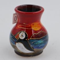Anita Harris puffin vase, signed in gold, H: 11 cm. UK P&P Group 1 (£16+VAT for the first lot and £