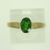 9ct gold solitaire emerald set ring, size M, 2.3g. UK P&P Group 0 (£6+VAT for the first lot and £1+