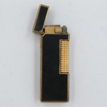 Dunhill Rollagas black enamelled lighter, numbered 645. UK P&P Group 1 (£16+VAT for the first lot