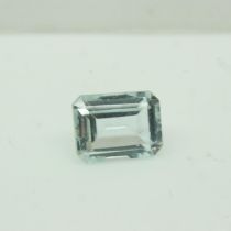 Natural loose emerald-cut aquamarine; 2.85cts, 8 x 6 mm. UK P&P Group 0 (£6+VAT for the first lot