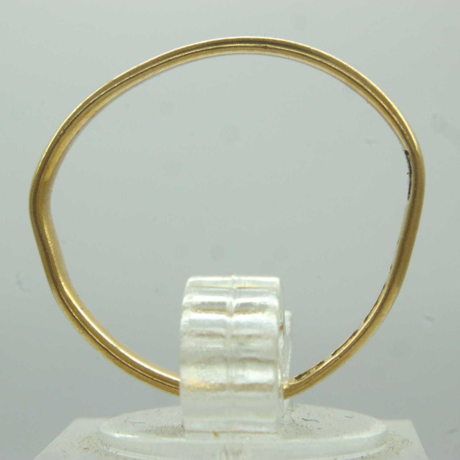 22ct gold wedding band, mis-shapen, 2.4g. P&P Group 0 (£6+VAT for the first lot and £1+VAT for - Image 2 of 3