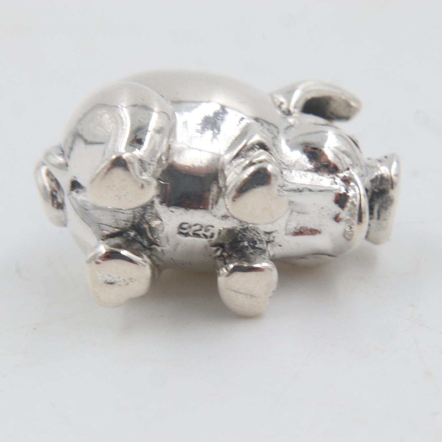 Silver pig form pin cushion, L: 21 mm. UK P&P Group 1 (£16+VAT for the first lot and £2+VAT for - Image 2 of 2