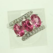 9ct white gold, tourmaline and diamond ring, size J, 2.7g. UK P&P Group 0 (£6+VAT for the first