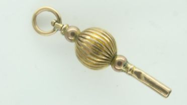 Antique unmarked gold watch key, 1.5g. UK P&P Group 0 (£6+VAT for the first lot and £1+VAT for