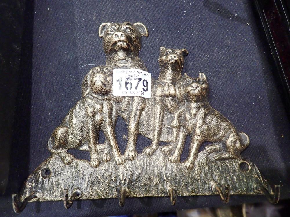 Bronzed cast iron dog key hook, H: 18 cm. UK P&P Group 2 (£20+VAT for the first lot and £4+VAT for