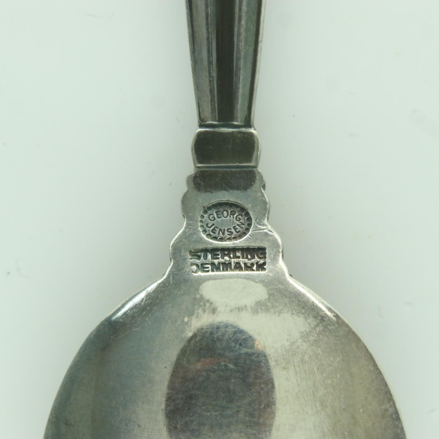 Georg Jensen silver spoon, L: 10 cm, 15g. UK P&P Group 1 (£16+VAT for the first lot and £2+VAT for - Image 2 of 2