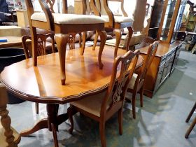 Cherry wood dining table with 4+2 chairs. Not available for in-house P&P