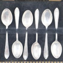 Set of six Royal Flying Corps silver plated presentation teaspoons in original case. UK P&P Group