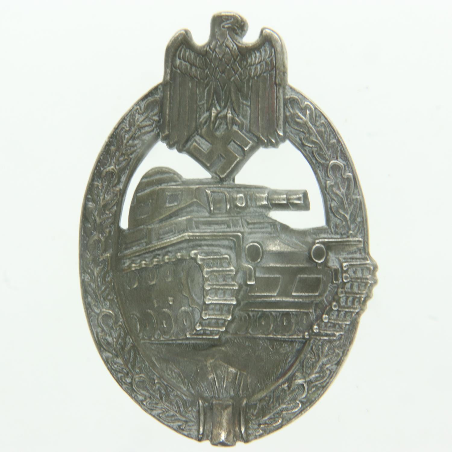 WWII German Silver Panzer Assault badge. Unmarked. UK P&P Group 0 (£6+VAT for the first lot and £1+