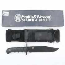 Smith & Wesson Search & Rescue survival knife, model CKSUR6, with canvas sheath, boxed. UK P&P Group