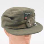 WWII German Heer M43 Cap with Jäger (light infantry mountain troops) insignia. UK P&P Group 2 (£20+
