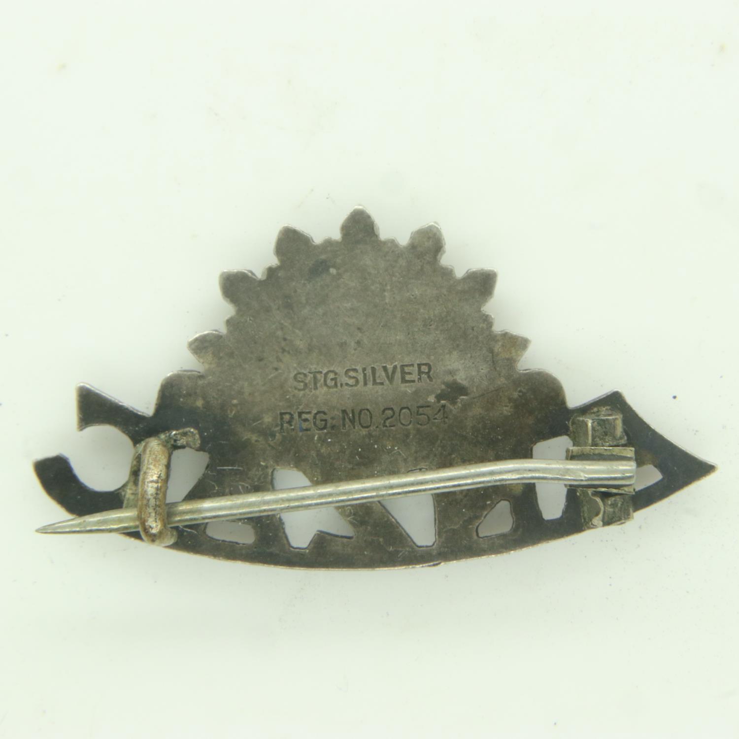 WWI ANZAC enamelled silver sweetheart brooch. UK P&P Group 0 (£6+VAT for the first lot and £1+VAT - Image 2 of 2
